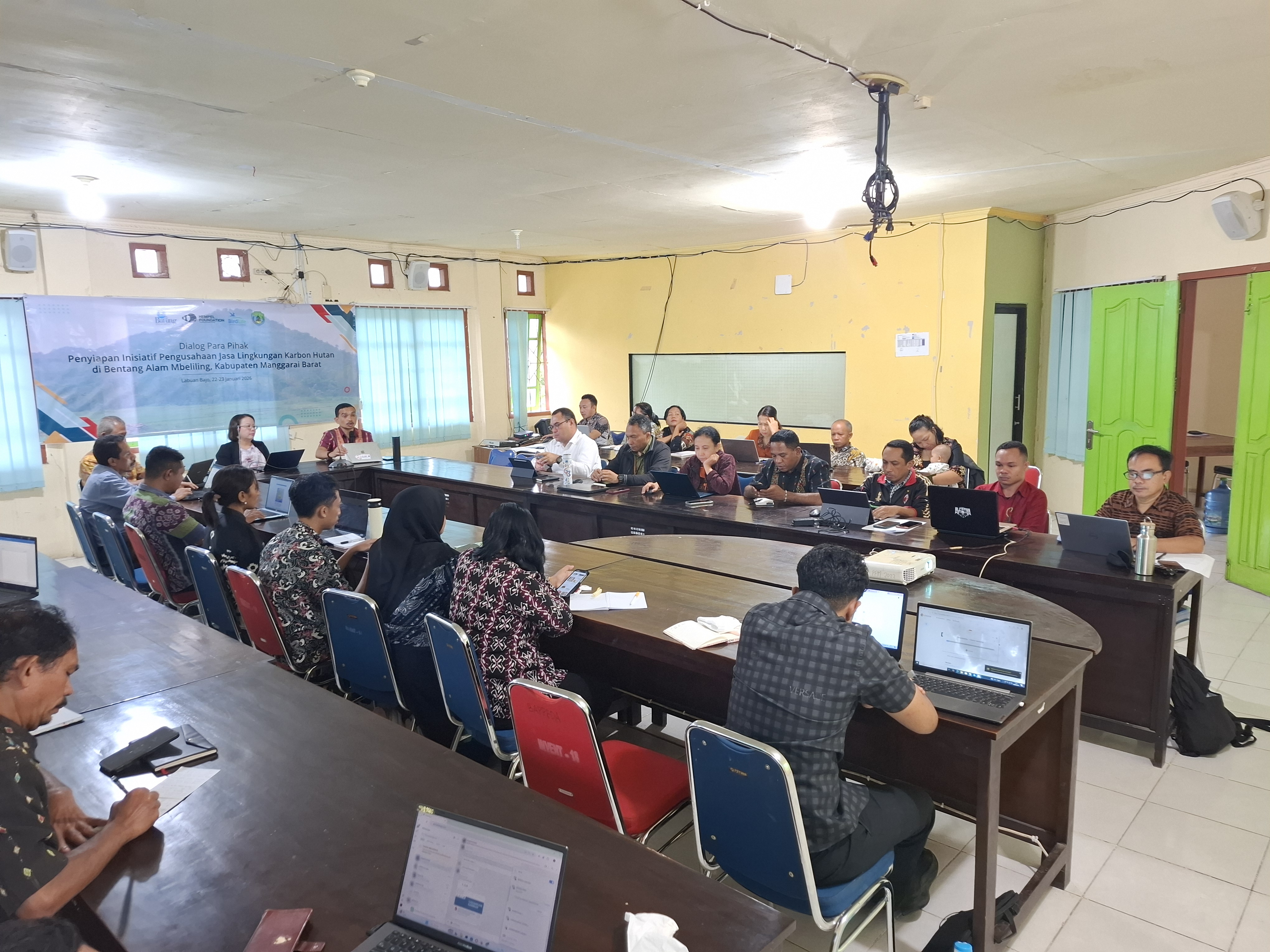Dialog Para Pihak Inisiatif Karbon Hutan di Bentang Alam Mbeliling